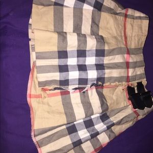 Burberry 3T AUTHENTIC pleated SKIRT adj waist band